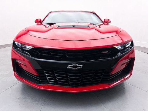 Used 2019 Chevrolet Camaro SS image 11