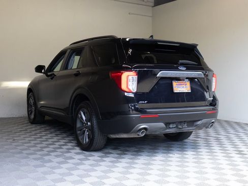 Used 2024 Ford Explorer XLT w/ Equipment Group 202A AWD/4WD image 14