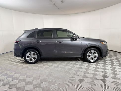 Certified 2025 Honda HR-V LX image 8