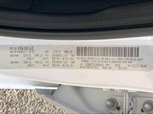 Used 2020 RAM 1500 Laramie image 32