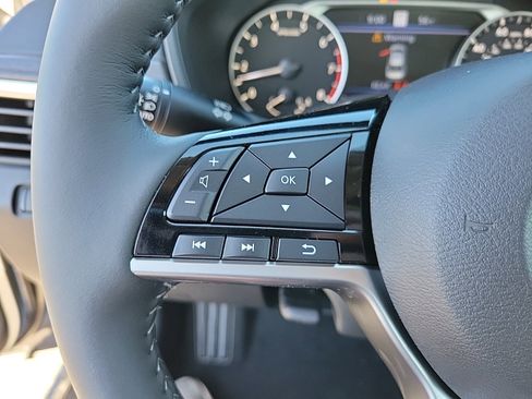 New 2025 Nissan Altima 2.5 SL image 28