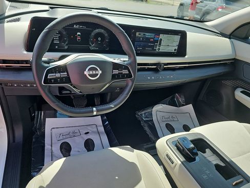 Used 2023 Nissan Ariya FWD image 19