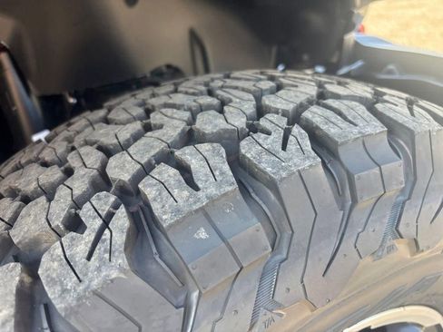 New 2025 Jeep Wrangler Rubicon w/ Convenience Group image 29