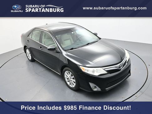 Used 2013 Toyota Camry XLE image 19