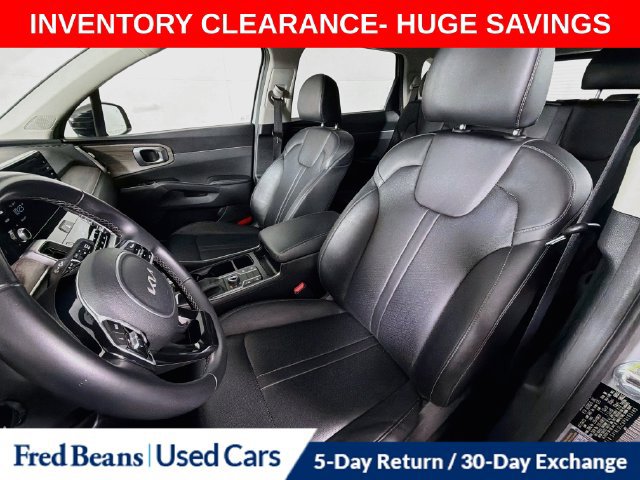 Used 2023 Kia Sorento S AWD/4WD image 28