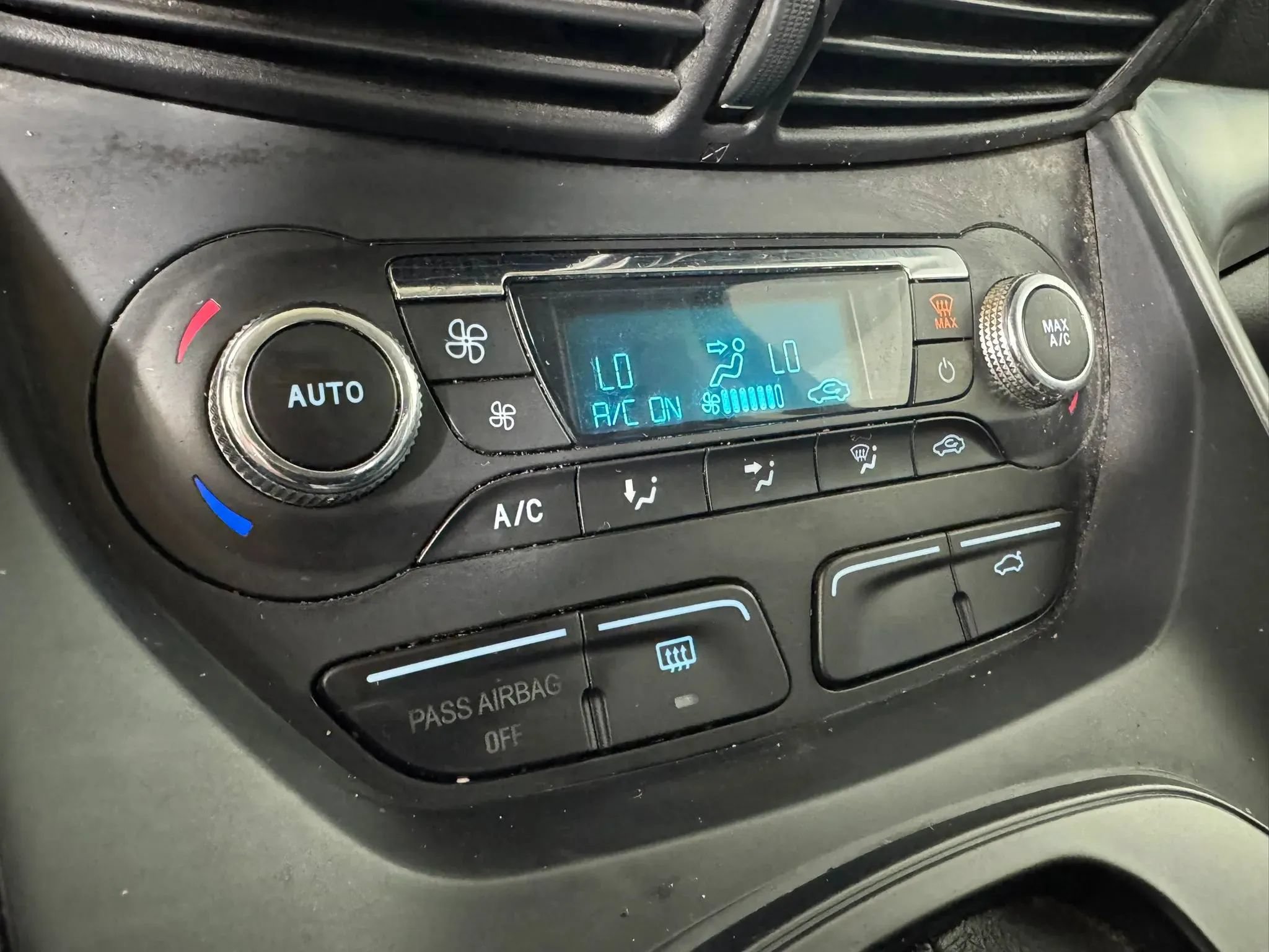 Used 2014 Ford Escape SE w/ Equipment Group 201A FWD image 19