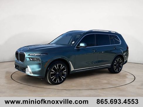 Used 2023 BMW X7 xDrive40i w/ Executive Package image 7