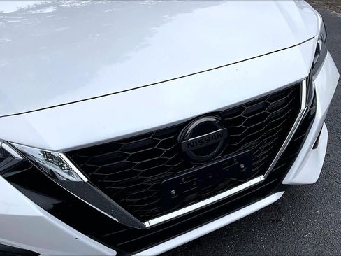 Used 2023 Nissan Sentra SV w/ All-Weather Package FWD image 29