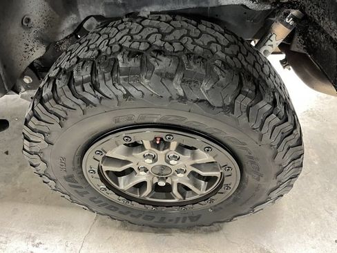 Used 2022 Jeep Wrangler Unlimited Rubicon image 11