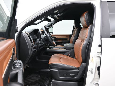 Used 2023 RAM 2500 Limited AWD/4WD image 9