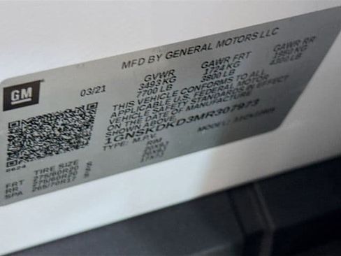 Used 2021 Chevrolet Suburban Z71 w/ Luxury Package image 37