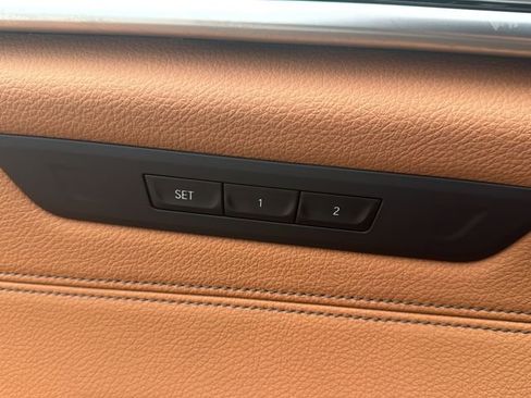 Used 2023 BMW 530i xDrive image 13