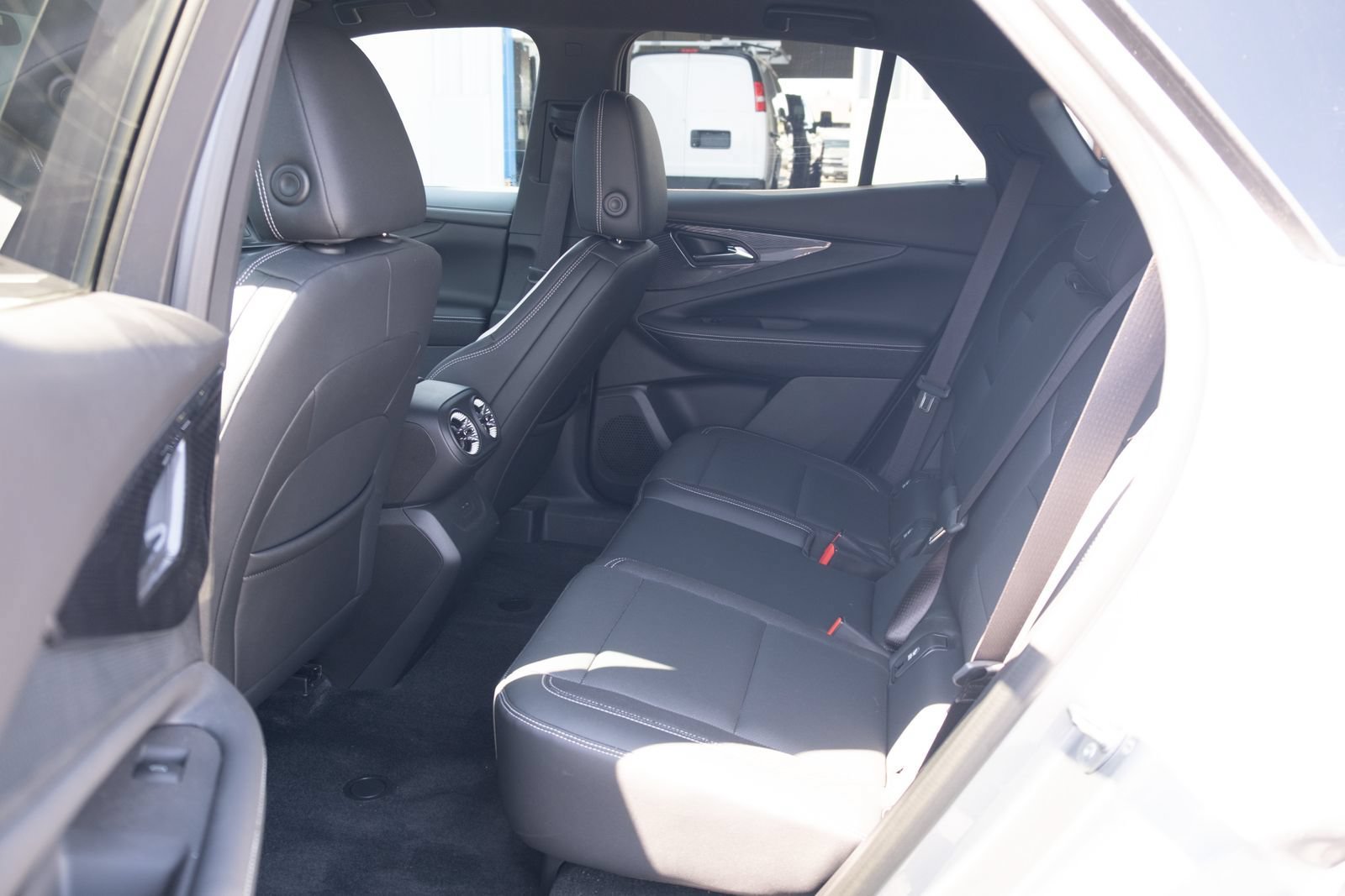 Used 2024 Chevrolet Blazer EV LT AWD/4WD image 15