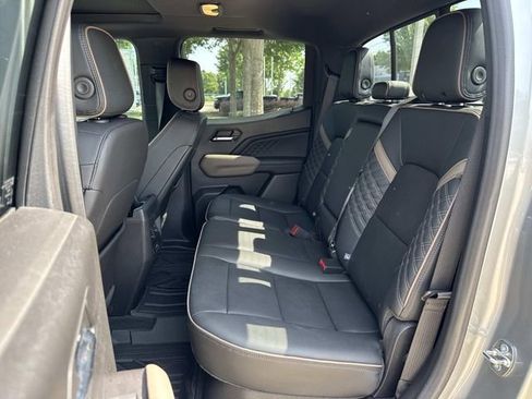 Used 2023 GMC Canyon Denali AWD/4WD image 19