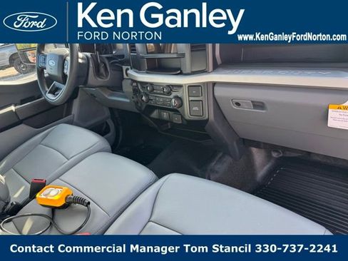 New 2025 Ford F550 4x4 Regular Cab Super Duty image 14