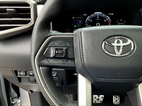 Used 2025 Toyota Tundra Limited w/ TRD Off-Road Package AWD/4WD image 14
