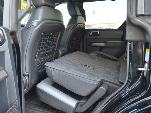 Used 2022 Ford Bronco Black Diamond image 33