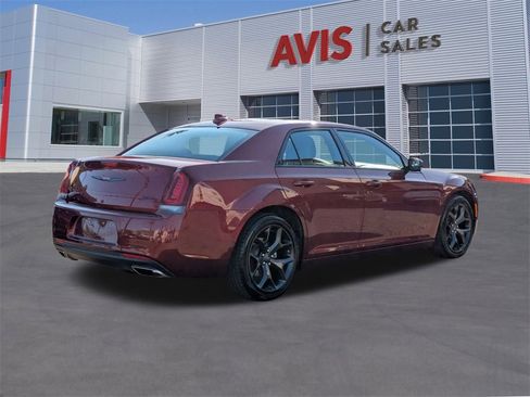 Used 2023 Chrysler 300 S image 6