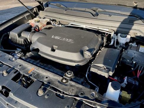 Used 2021 Chevrolet Colorado Z71 w/ Z71 Midnight Edition image 29