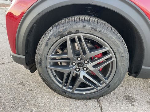 New 2026 Ford Explorer ST w/ Sun And Sound Package image 35