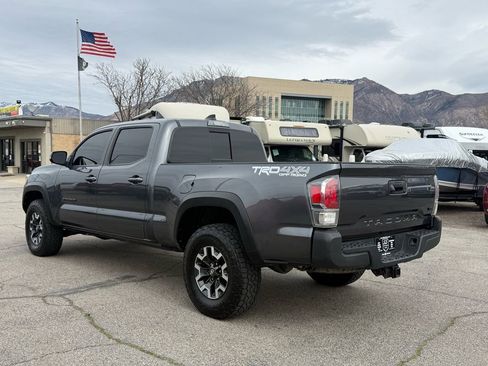 Used 2022 Toyota Tacoma TRD Off-Road image 8