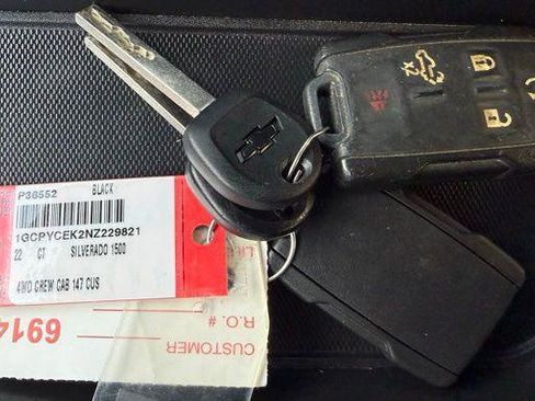 Used 2022 Chevrolet Silverado 1500 Custom Trail Boss w/ LPO, Dark Essentials Package image 17