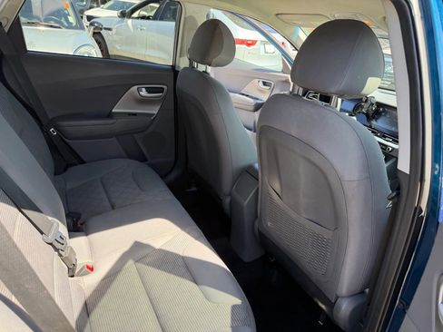 Used 2020 Kia Niro LX FWD image 14