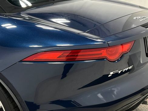 Used 2014 Jaguar F-TYPE S RWD image 31