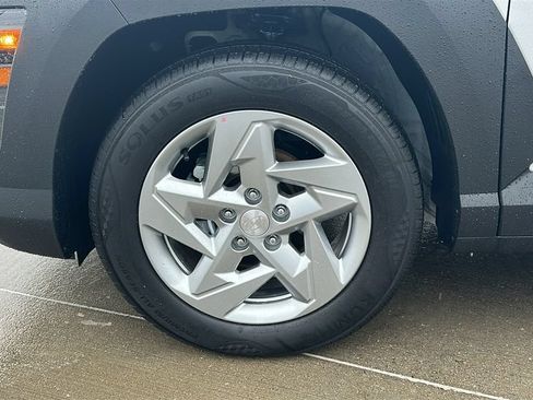 Used 2026 Hyundai Kona SE FWD image 6