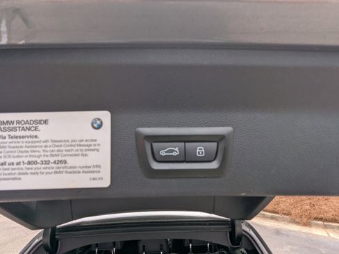 Used 2024 BMW X3 sDrive30i w/ Premium Package w/ZPA RWD image 19
