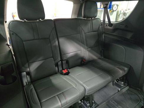 New 2026 Chevrolet Suburban RST w/ RST Capability Package AWD/4WD image 15