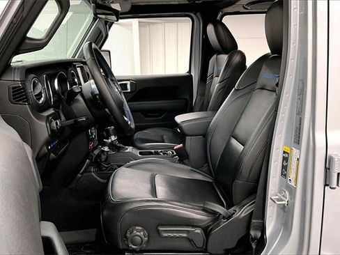 Used 2022 Jeep Wrangler Unlimited Rubicon 4xe w/ Cold Weather Group image 21