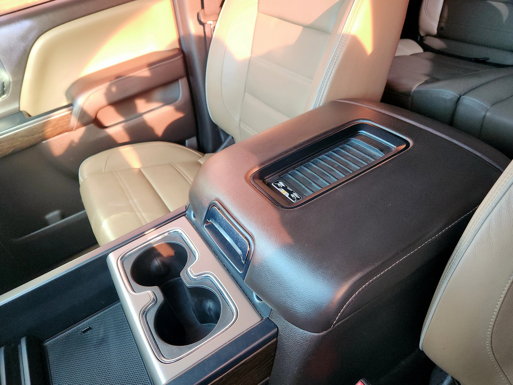 Used 2017 GMC Sierra 1500 Denali AWD/4WD image 31