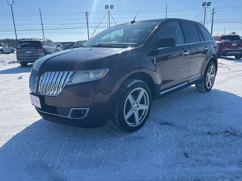 Used 2011 Lincoln MKX AWD w/ 102A Rapid Spec Order Code image 3