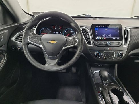 Used 2023 Chevrolet Malibu LT FWD image 22