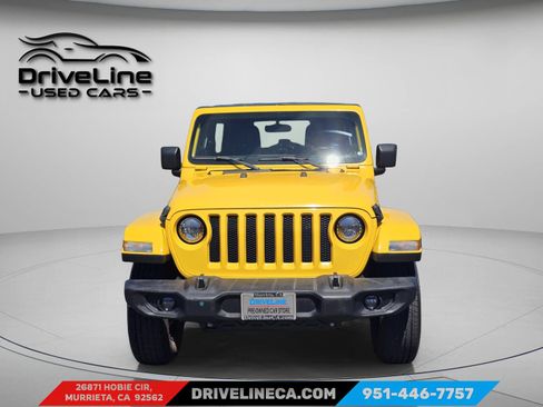 Used 2019 Jeep Wrangler Unlimited Sahara AWD/4WD image 2