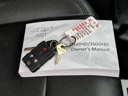 Used 2021 Chevrolet Silverado 2500 W/T w/ WT Convenience Package image 41