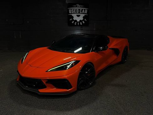 Used 2021 Chevrolet Corvette Stingray Premium Cpe w/ Z51 Performance Package RWD image 1