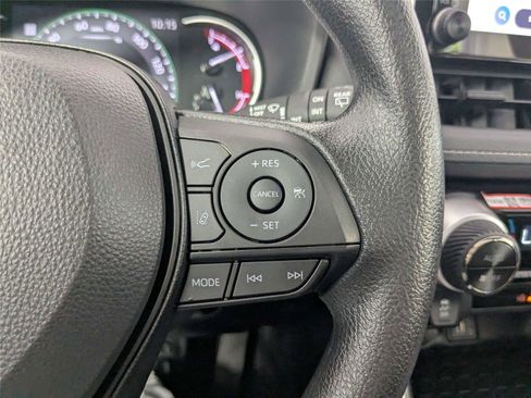 Used 2025 Toyota RAV4 XLE w/ Convenience Package FWD image 20