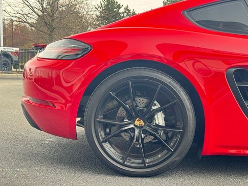 Used 2021 Porsche 718 Cayman image 29