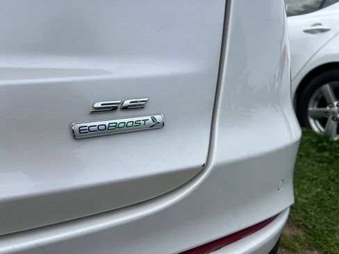 Used 2019 Ford Fusion SE w/ Equipment Group 151A image 4