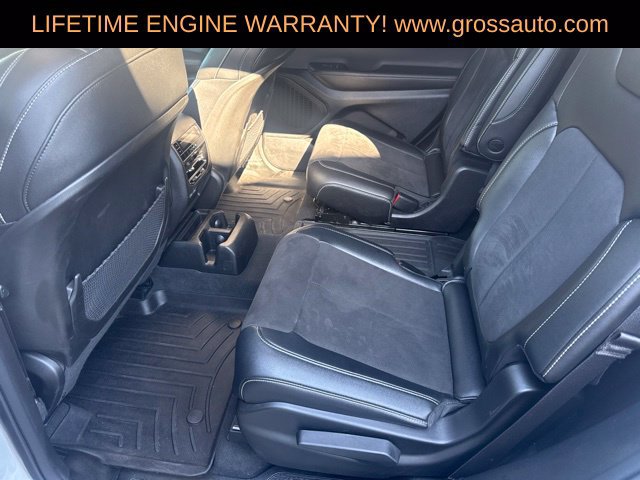 Certified 2023 Jeep Grand Cherokee L Altitude AWD/4WD image 32
