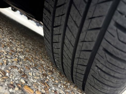 Used 2023 Toyota Corolla LE FWD image 9