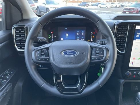 Used 2024 Ford Ranger XLT w/ Technology Package image 13