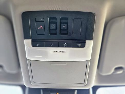 Certified 2023 Nissan Rogue SL w/ SL Premium Package image 27