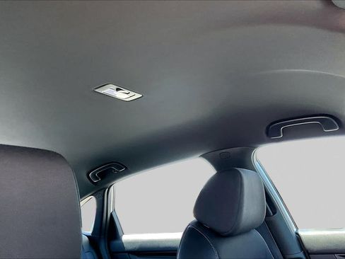 Used 2023 Honda Civic Sport image 13