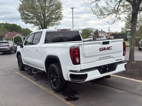 Used 2022 GMC Sierra 1500 Elevation AWD/4WD image 5