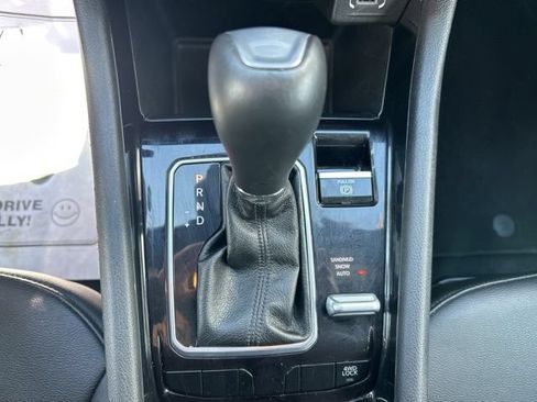 Used 2025 Jeep Compass Limited AWD/4WD image 38