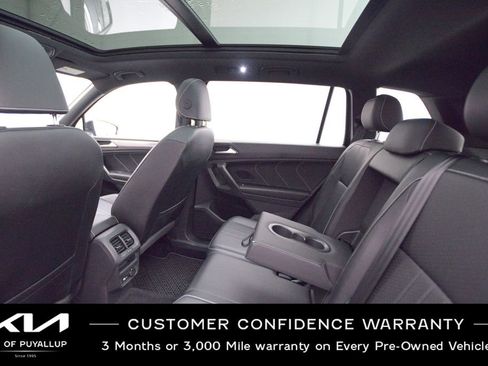 Used 2022 Volkswagen Tiguan SE R-Line image 12