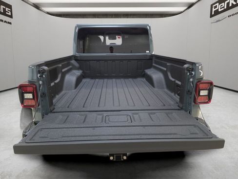 New 2026 Jeep Gladiator Rubicon image 10